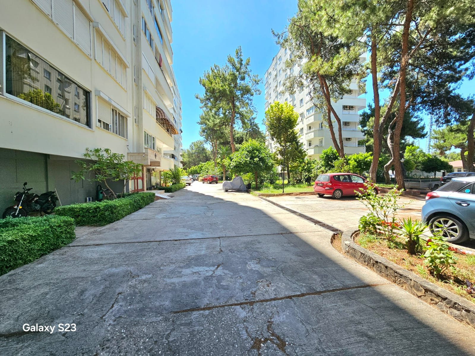 HAYATPARK KARŞISINDA SİTE İÇİNDE  3+1 ARAKAT KİRALIK DAİRE 2