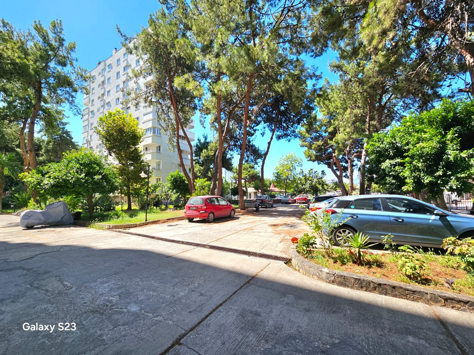 HAYATPARK KARŞISINDA SİTE İÇİNDE  3+1 ARAKAT KİRALIK DAİRE 2
