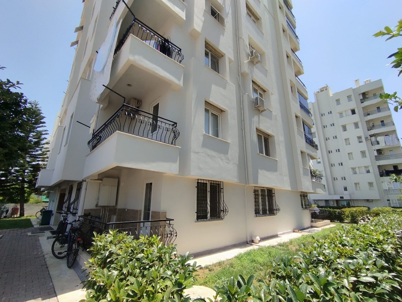 SİTE İÇERİSİNDE 3+1 HAVUZLU BAHÇE KATI 2