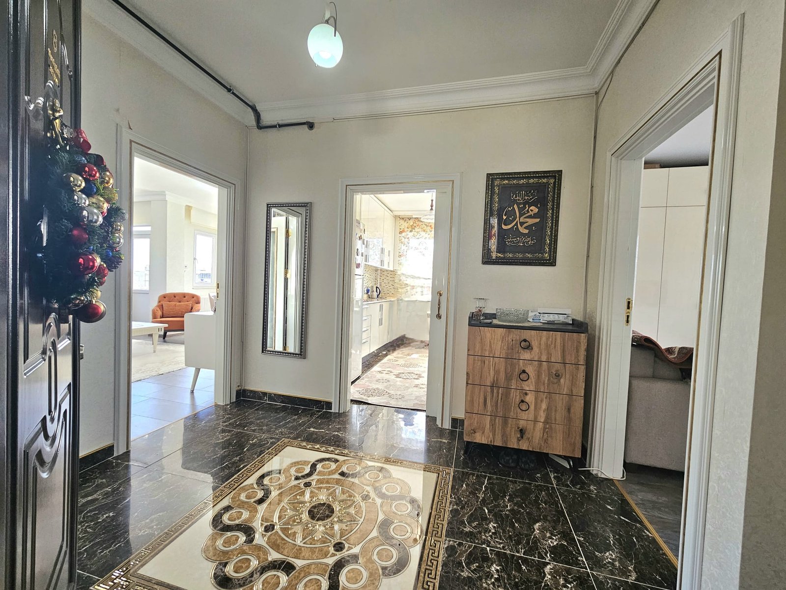 ALTINKUM'DA 3+1 SATILIK DOĞALGAZLI DAİRE 2