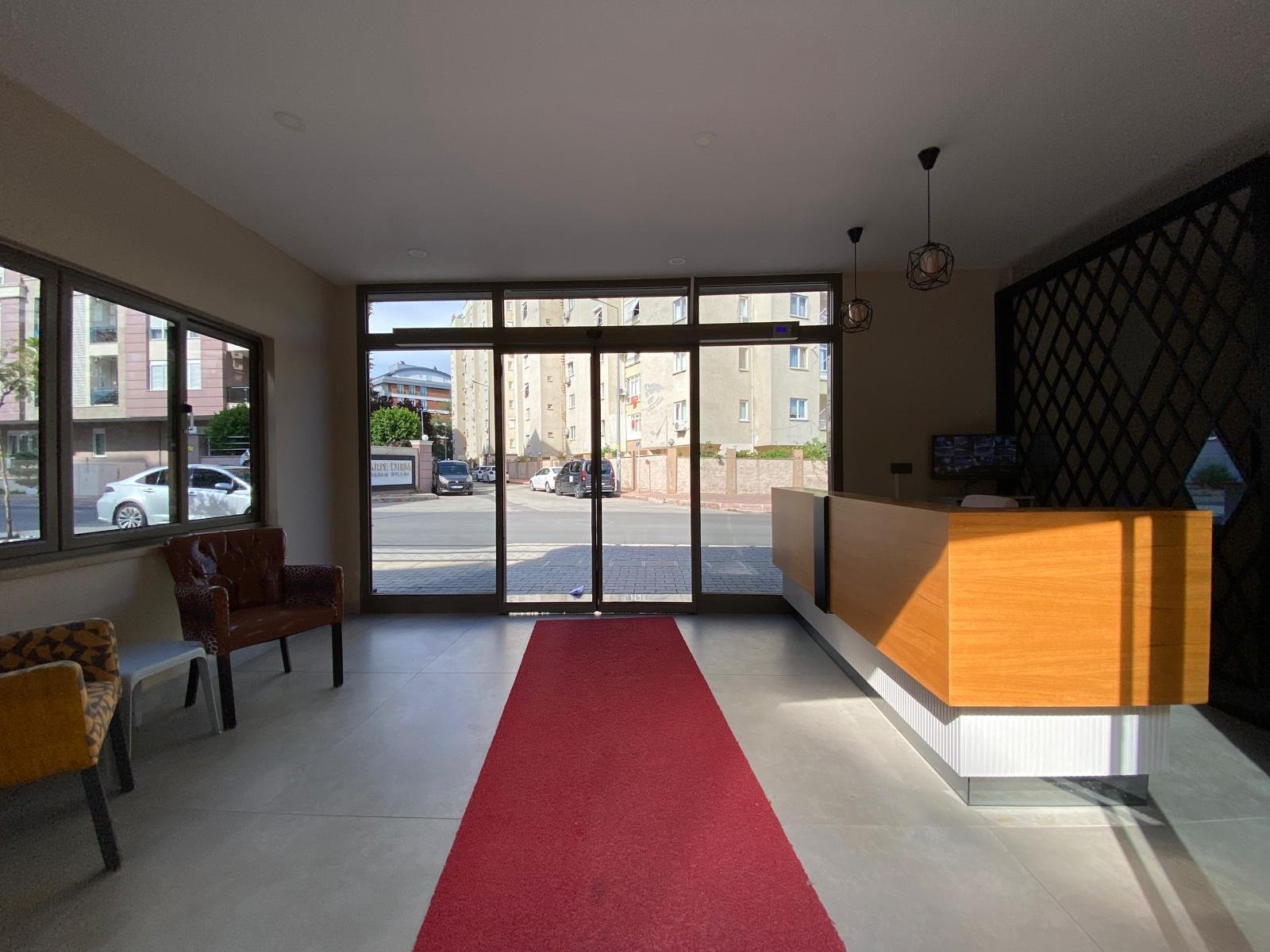 K0NYAALTI LÜKS SİTEDE SATILIK 3+1 HAVUZLU DAİRE 2